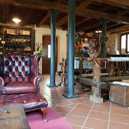Le Farmház