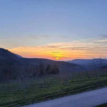 Le Фермерский дом *