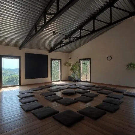 Farm stay Le
